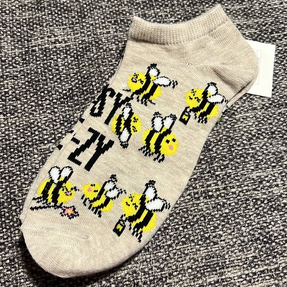 NWT Xhilaration Low Cut Easy Bee-Zy Bee Socks - Picture 5 of 6